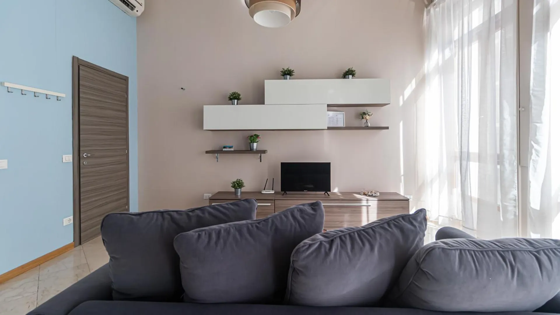 Italianway - Cannobio 8 Milan Apartment