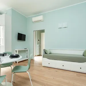 https://apt-navigli-home-brand-new.it-lombardy.com